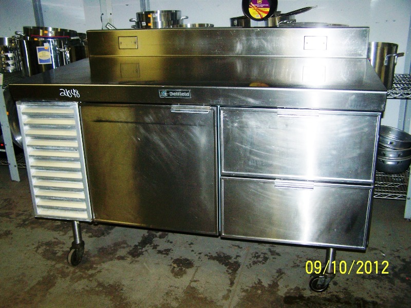 DELFIELD STAINLESS STEEL 1 DOOR REFRIGERATED WORK TOP WITH 2 DRA - Click Image to Close
