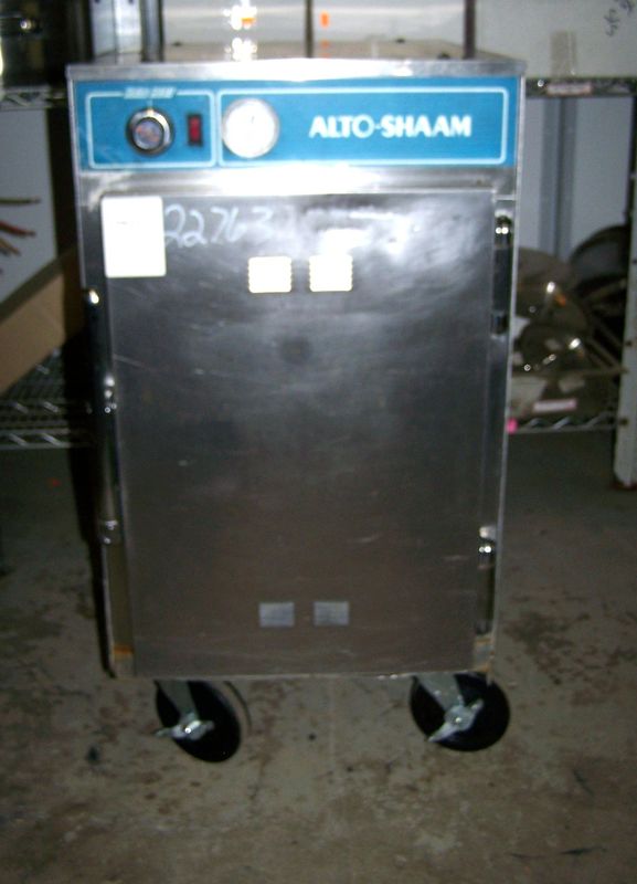 ALTO SHAAM 500 SERIES HALF SIZE HOLDING CABINET