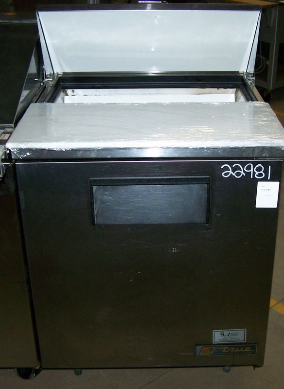 TRUE REFRIGERATED PREP TABLE NSF7 - Click Image to Close