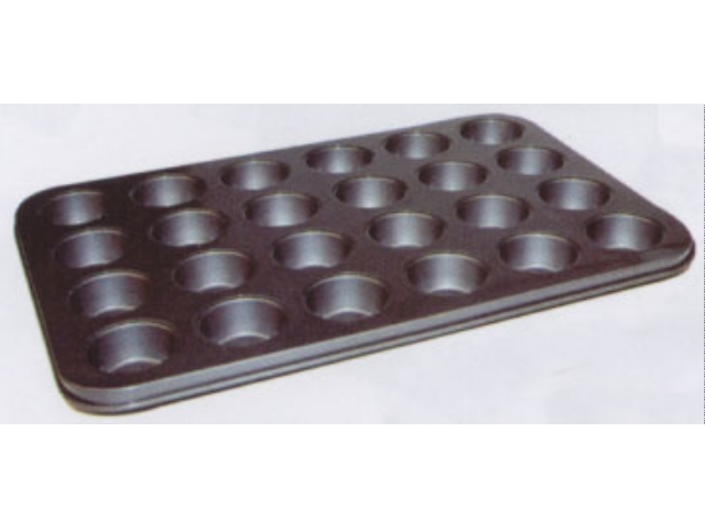 24 CUP TIN PLATE 13.75IN X 10.50IN 1.75IN X .875IN - NON - STICK - Click Image to Close
