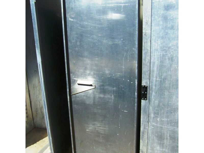 EPCO ENCLOSED HOLDING CABINET ON CASTERS NSF 20.5 X 28 X 63