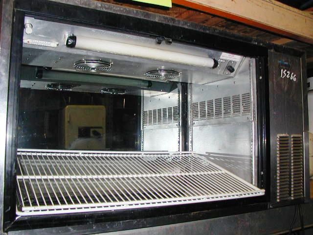 SILVER KING COUNTERTOP REFRIGERATED DISPLAY CASE