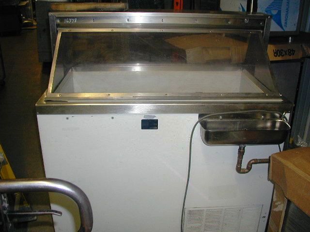 KELVINATOR 8-FACE DIPPING CABINET - CASTERS