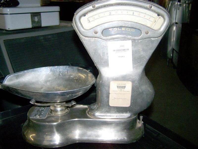 VINTAGE-TOLEDO 3 LB SCALE W CRACKED GLASS - Click Image to Close