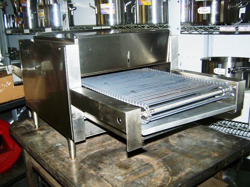 HOLMAN PROVEYOR CONVEYOR W/16 IN COOKING CHAMBER - Click Image to Close