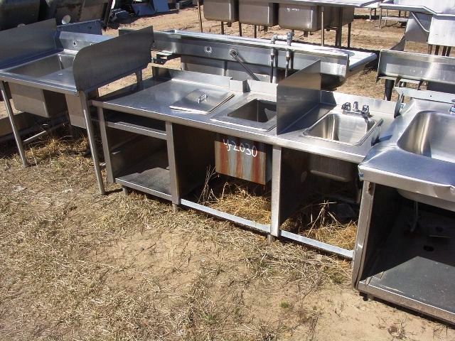 STAINLESS STEEL BEV COUNTER WITH REAR CHASE - SINK RT. WITH SPLA