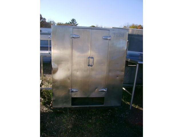 STAINLESS STEEL INSULATED CABINET - 2 - DOOR - SHELVES - CASTERS