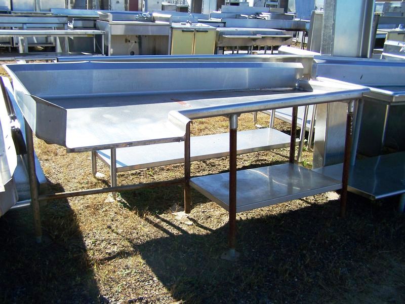 S/S RIGHT SIDE CLEAN DISH TABLE - ANGLED - GALV LEGS & SHELF - N