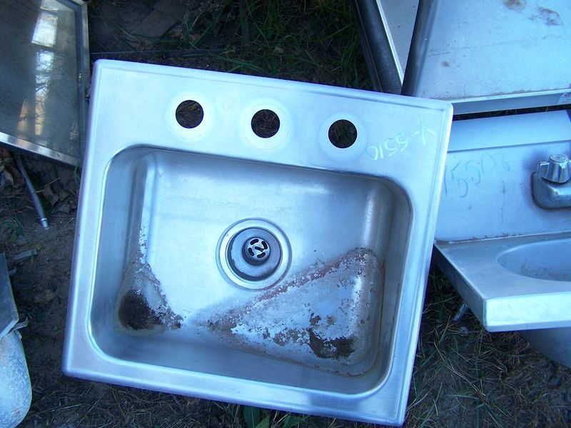 STAINLESS STEEL HAND SINK 15 X 18