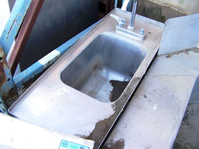 STAINLESS STEEL HAND SINK WITH FAUCET 13 X 30