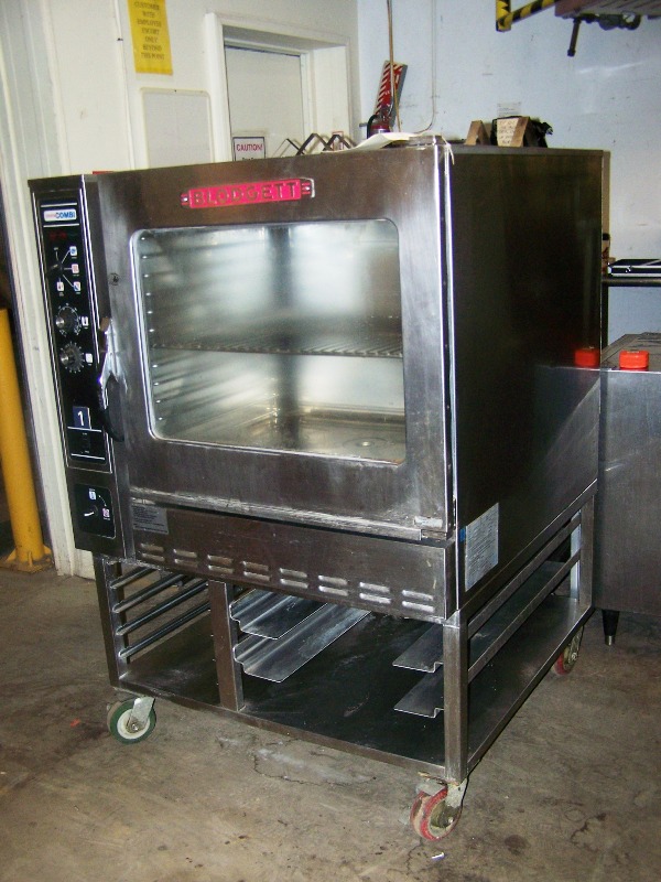 BLODGETT GAS COMBI STEAMER / CONVECTION OVEN W/STAND ON CASTERS - Click Image to Close