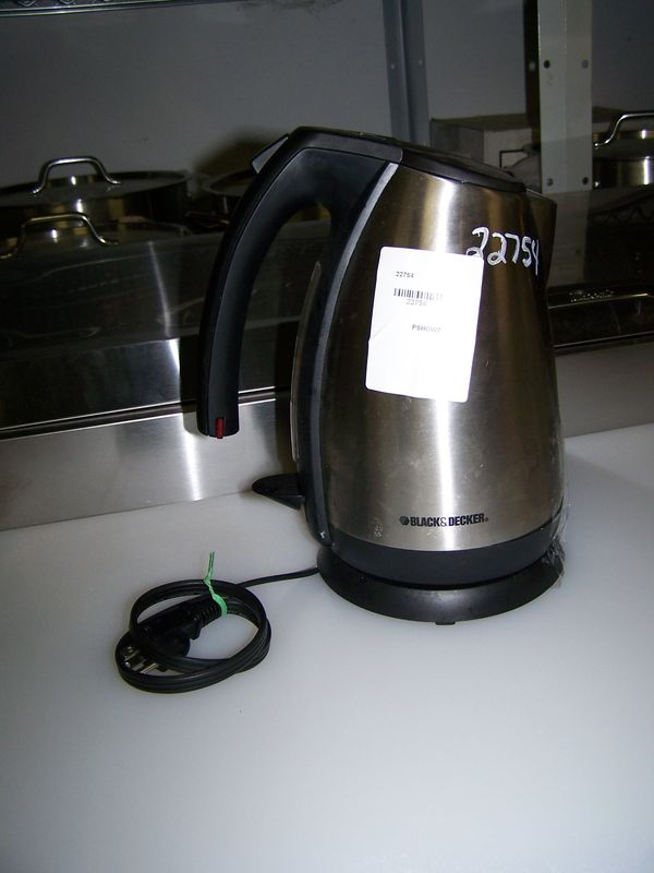 BLACK AND DECKER INSULATED COFFEE SERVER WITH WARMING BASE HOUSE