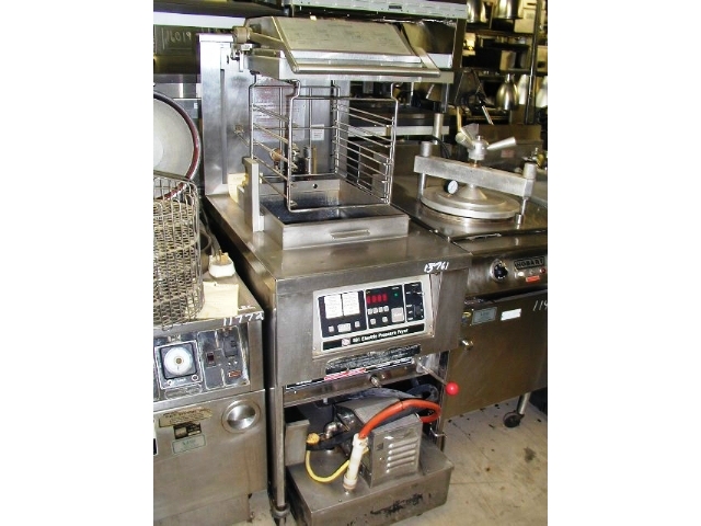 HENNY PENNY 581 HIGH VOLUME PRESURE FRYER ELECTRIC - Click Image to Close