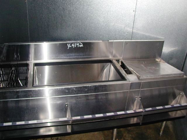 64 DRAINBOARD WITH 30 ICE BIN WITH ICE BIN UNDERBAR - Click Image to Close