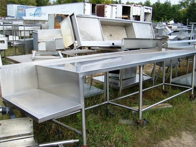 STAINLESS STEEL WORKTABLE WITH STEP DOWN ON LEFT END ON CASTERS - Click Image to Close