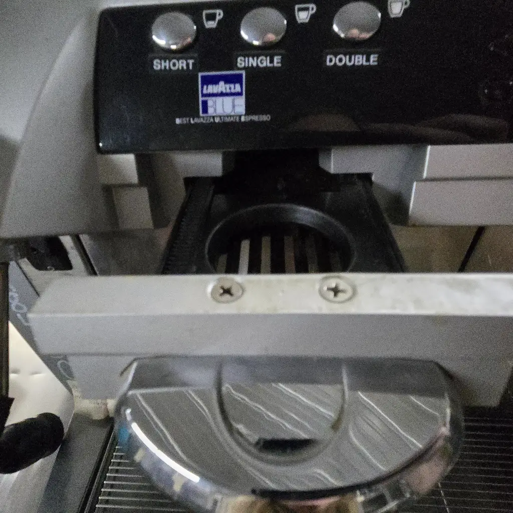 LAVAZZA ESPRESSO/COFFEE MACHIN