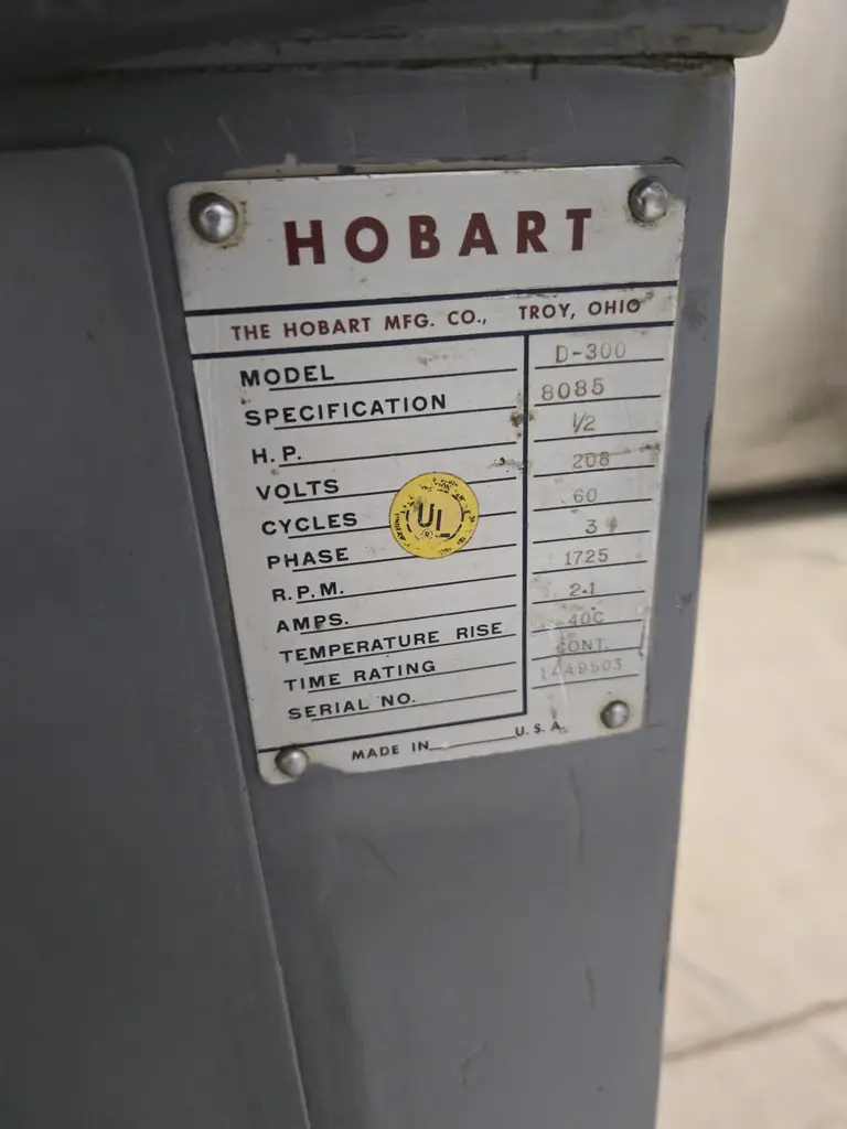 HOBART 30 QT MIXER