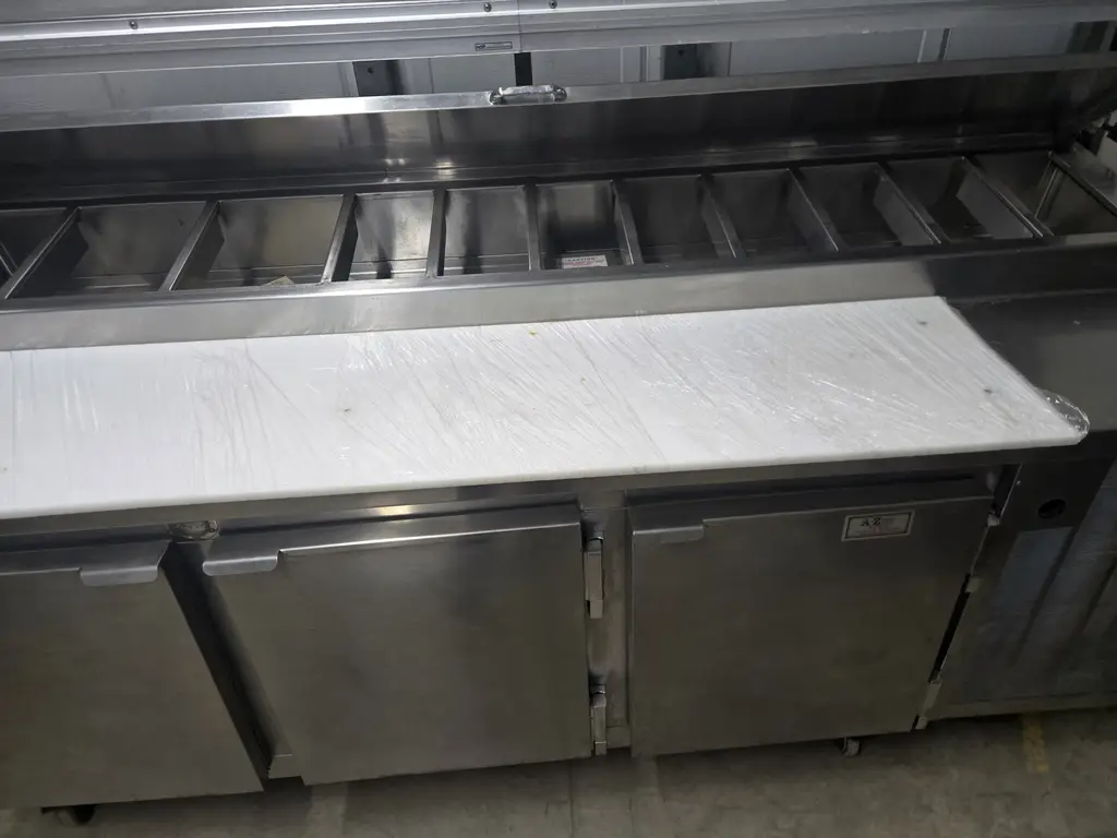 KAIRAK 3 DOOR PIZZA PREP TABLE