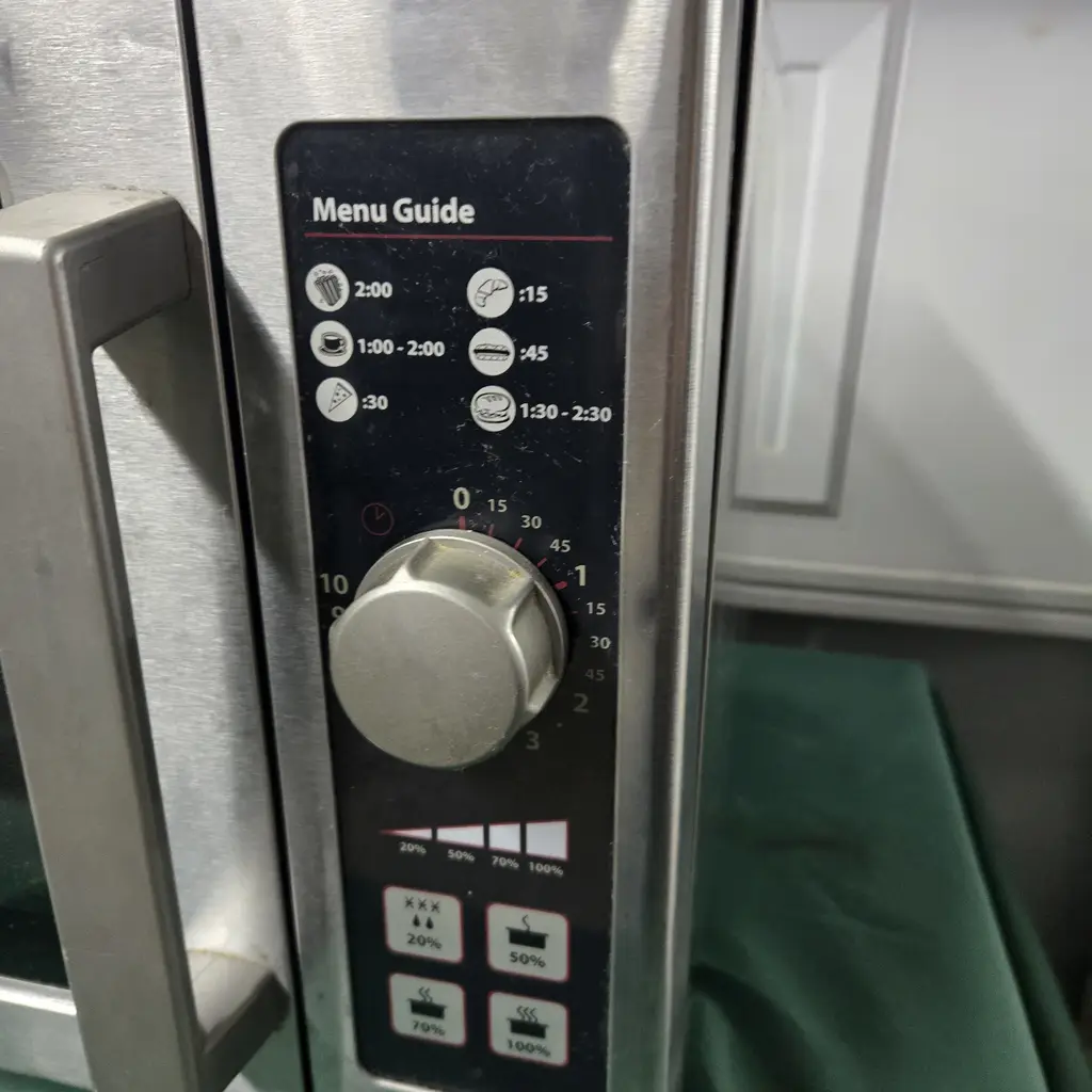 AMANA COMMERCIAL MICROWAVE