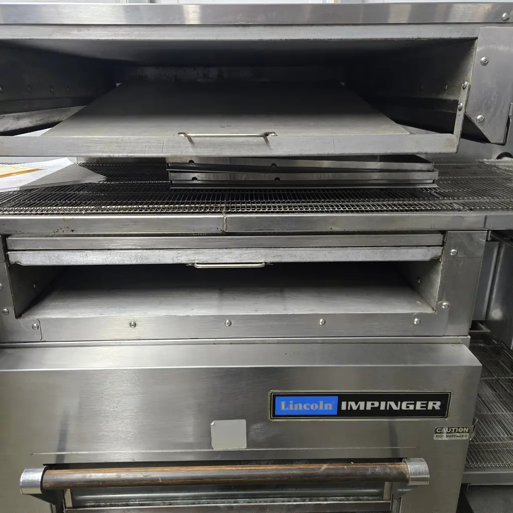LINCOLN DOUBLE STACK CONV OVEN