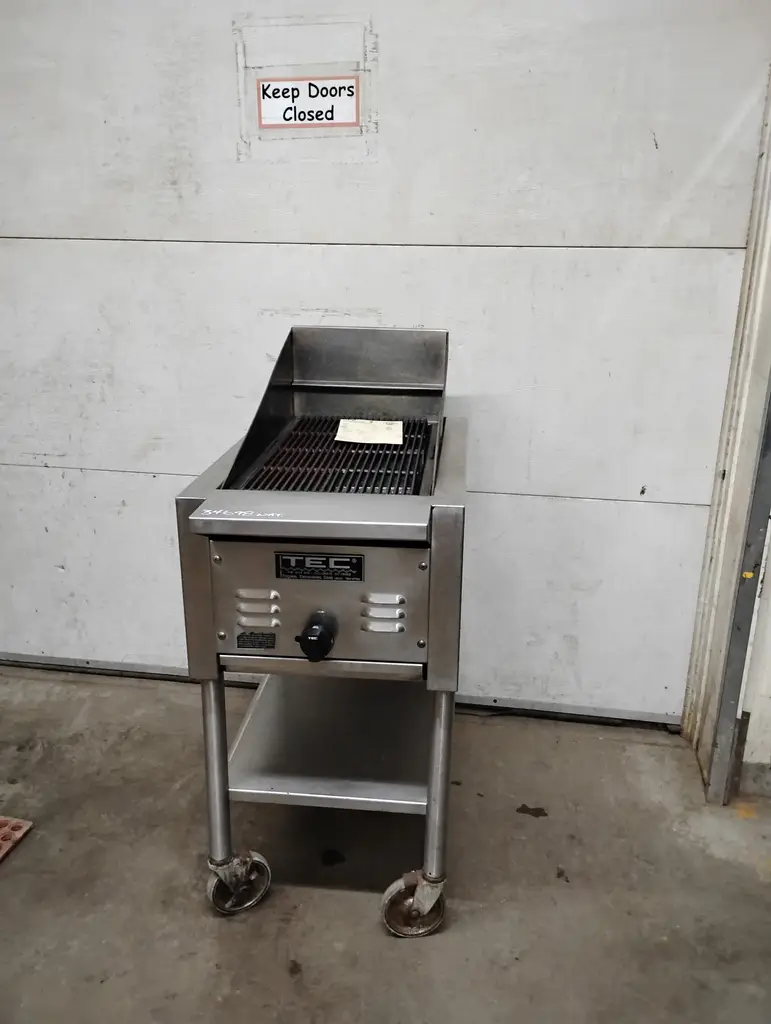 TEC 19IN CHAR BROILER ON CART