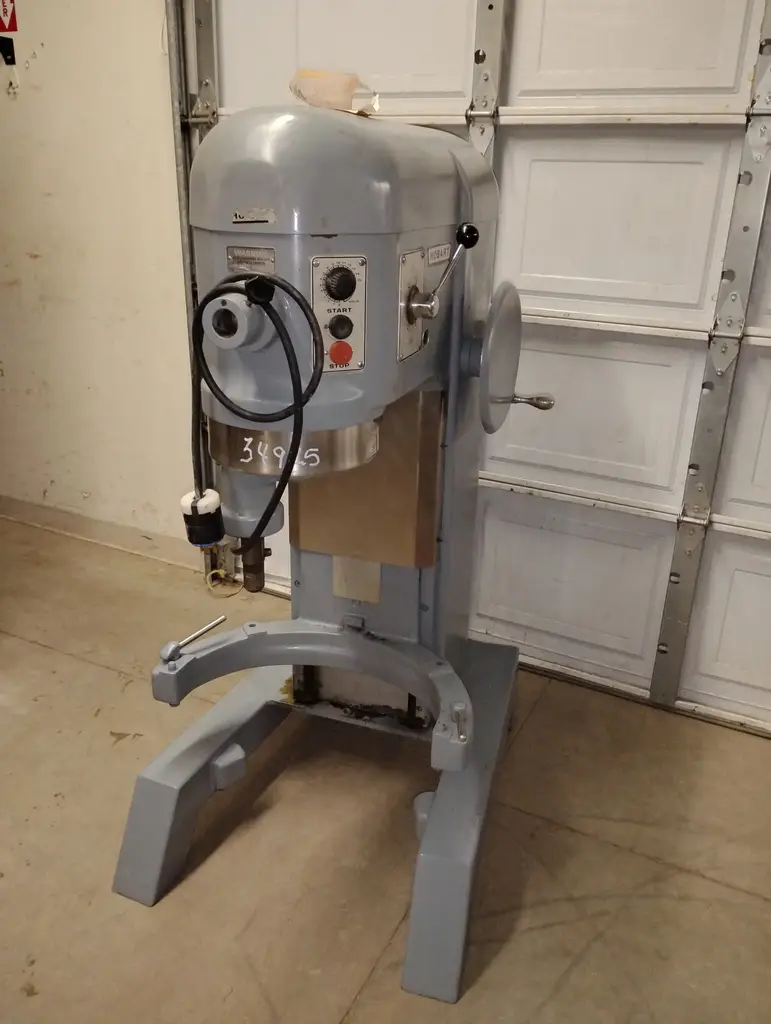 HOBART 60 QT STAND MIXER