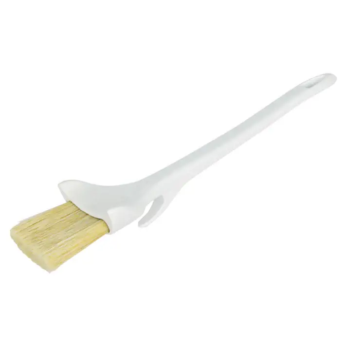PASTRY BRUSH 2IN CURVED BOAR